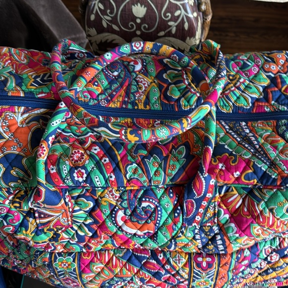 Vera Bradley Grand Tote. Retired pattern - Picture 4 of 8